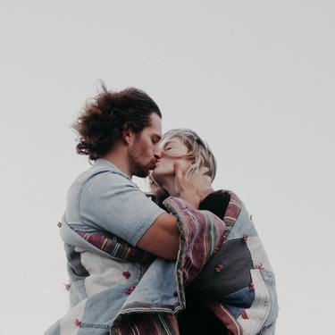 彼氏がキスだけで勃起する？勃起している時の男性心理って？