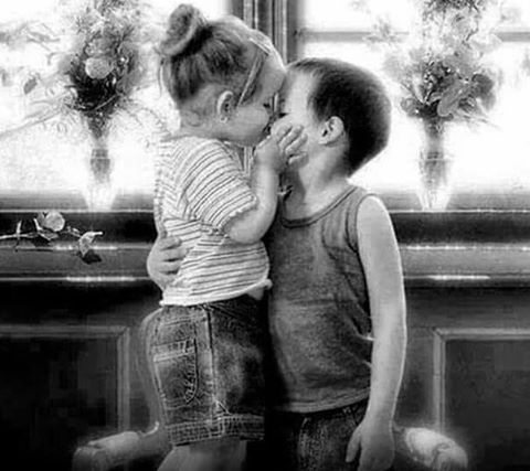 キスフレとは？本当にキスしかしてないの？真相を調査！【必見】 | Lovely[ラブリー]のイメージ