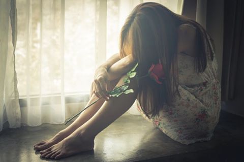 片思いに疲れた!苦しさを癒し恋を諦める5つの方法【必見】のイメージ