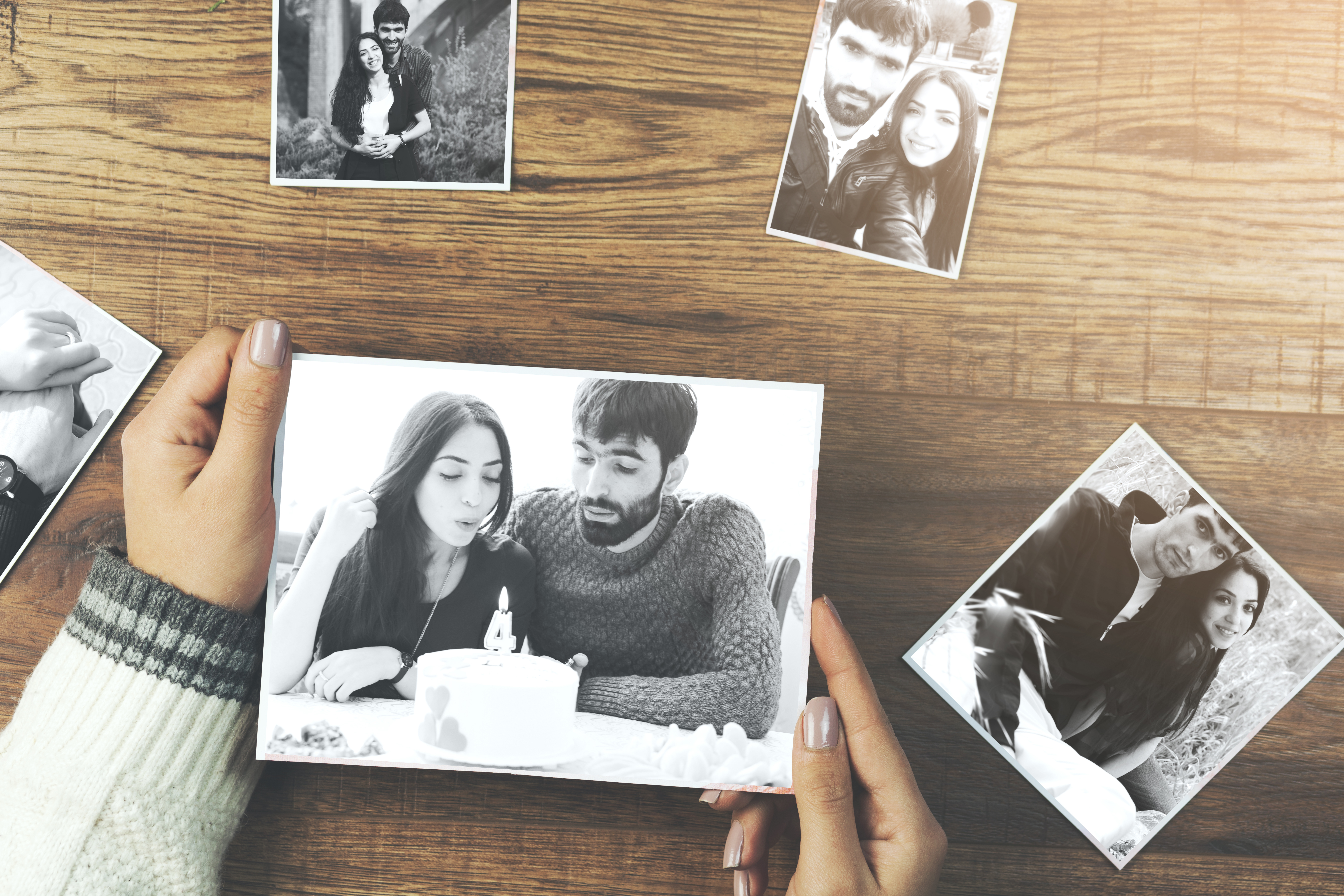 彼氏へのアルバムの作り方！誕生日・記念日は手作りで彼を喜ばす！ | Lovely[ラブリー]のイメージ