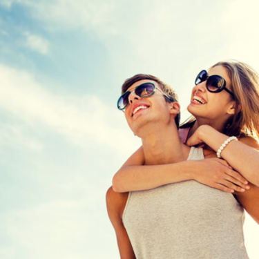 付き合う意味がわからない？付き合うの定義は？友達と恋人の境界は？
