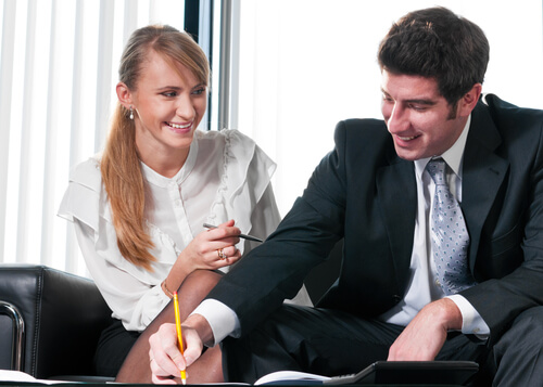 男慣れしてない女性の特徴9選！男性は彼女にしたいと思うのか？ | Lovely[ラブリー]のイメージ