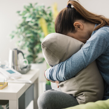 失恋して辛い・死にたいと思っている人が知るべき9つのこと