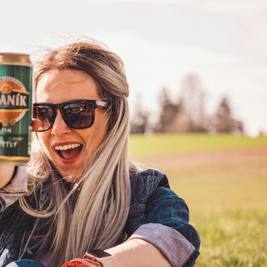 男性が彼女にするのをためらってしまう頭の悪い女性の特徴とは?