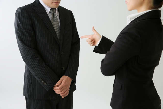 理屈っぽい人の特徴・性格！対応の仕方も教えます！ | Lovely[ラブリー]のイメージ