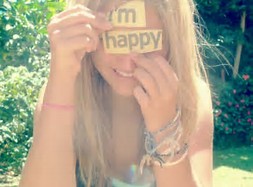 後ろから抱きつく心理！そっと抱きつく方法とは？ | Lovely[ラブリー]のイメージ