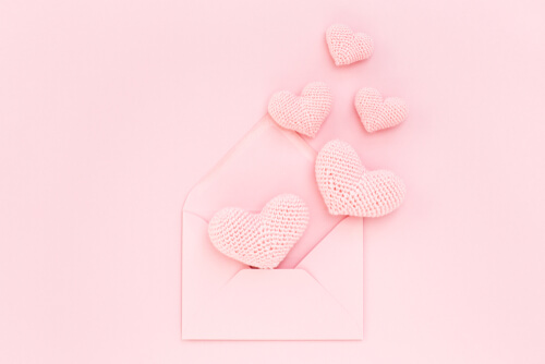 彼女に送る手紙のメッセージ！感動的な書き方や彼女が惚れる内容！ | Lovely[ラブリー]のイメージ