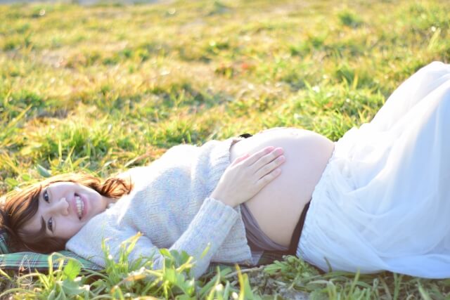 妊娠の安定期は何週目？いつからいつまで？過ごし方、注意点は？ | Lovely[ラブリー]のイメージ