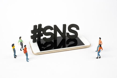 LINEで即レスをもらえる女子の条件とは？ | Lovely[ラブリー]のイメージ