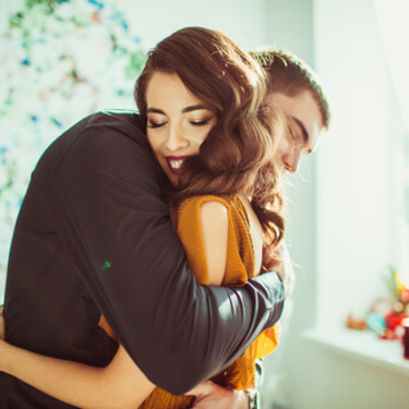 セフレと彼女の違いは？男がセフレから本命彼女にしたくなる瞬間9選！