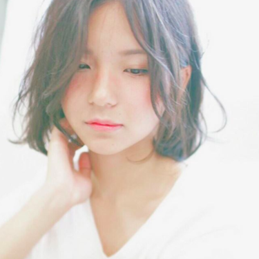 黒髪ボブの前髪なしスタイルが大人かわいい！ヘアアレンジも【必見】