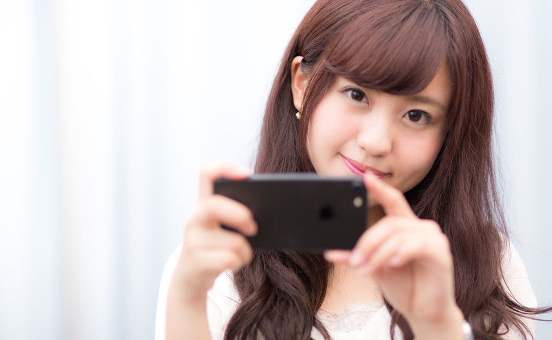 写真写りが悪いのはなぜ？悪く写る特徴と写りを良くする方法9選！のイメージ