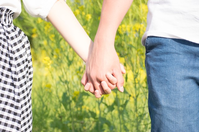 タップル誕生のメッセージは無料？料金や返信される送り方を解説！ | Lovely[ラブリー]のイメージ