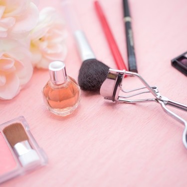 キャンメイクのアイシャドウ人気ランキング！使い方や色のおすすめは？