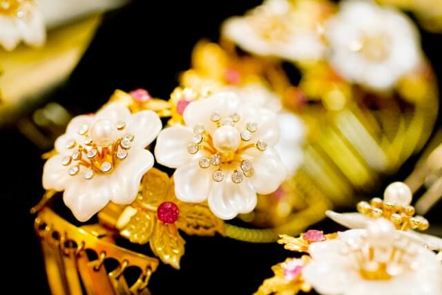 袴の髪型はハーフアップで！編み込み・リボンなどアレンジまとめ！ | Lovely[ラブリー]のイメージ