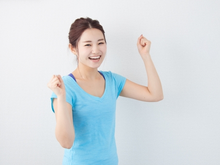 産褥体操とは？産後いつからすべき？目的とやり方は？骨盤矯正しよう | Lovely[ラブリー]のイメージ