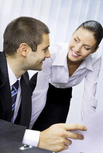 タメ口をきく人の心理と特徴解説！敬語からタメ語に変える方法は？ | Lovely[ラブリー]のイメージ