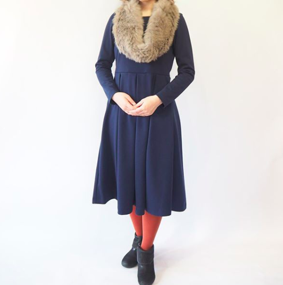 ネイビーのワンピースコーデ55選！春夏秋冬別の上品なコーデ！ | Lovely[ラブリー]のイメージ