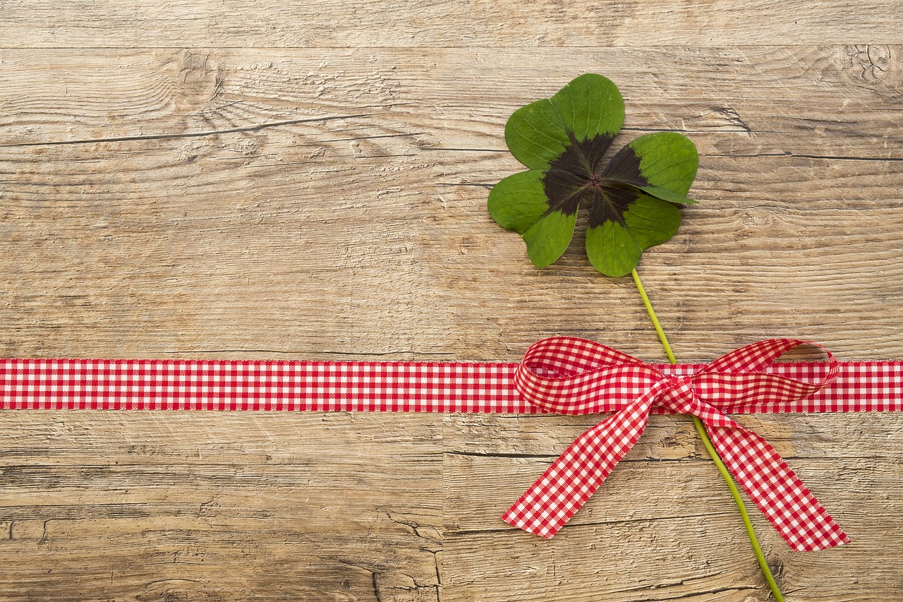 席替えのおまじない特集！【超強力効果】好きな人の隣になれる！ | Lovely[ラブリー]のイメージ