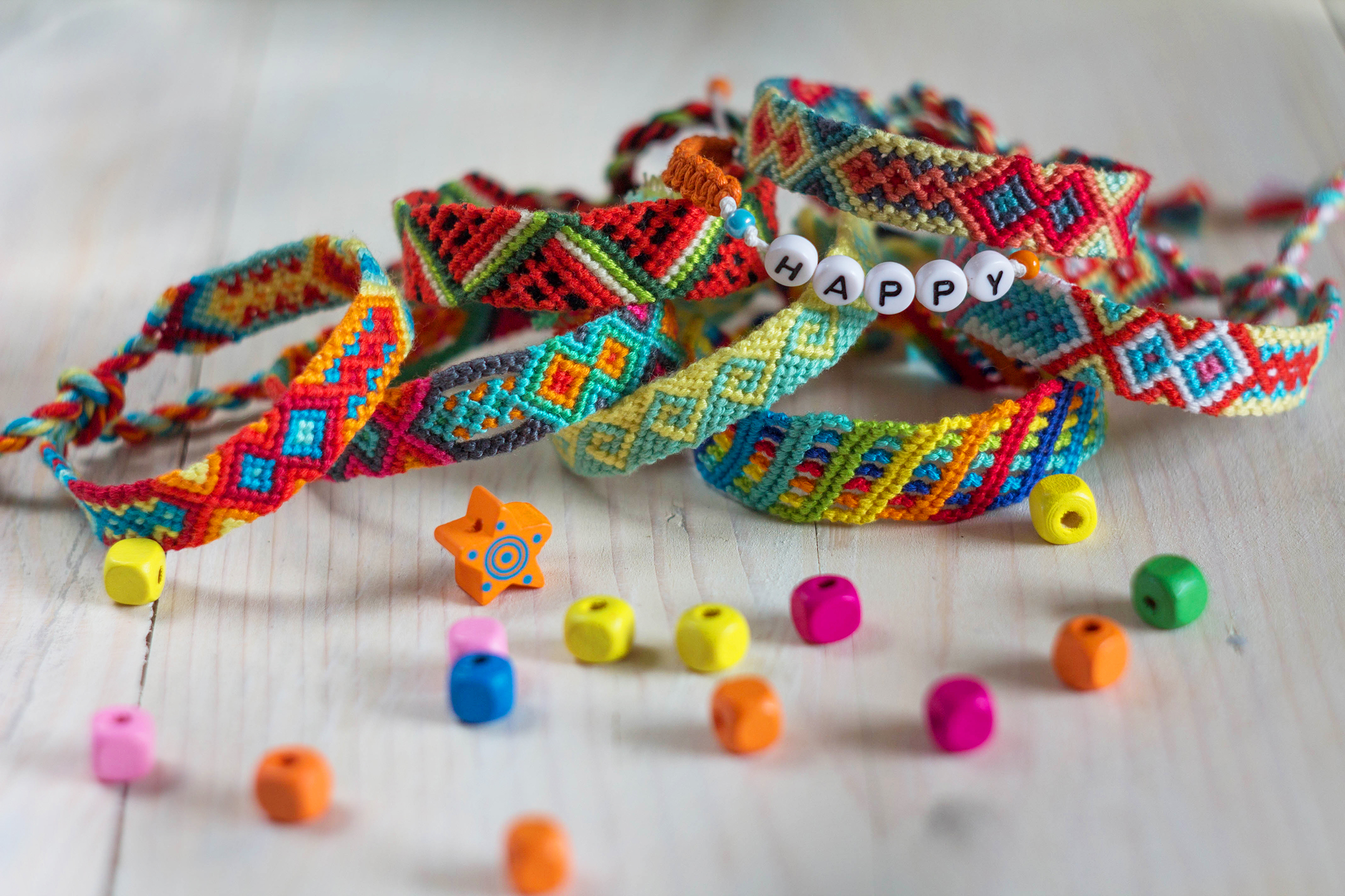 ミサンガの種類15個の編み方・作り方全て解説します！ | Lovely[ラブリー]のイメージ