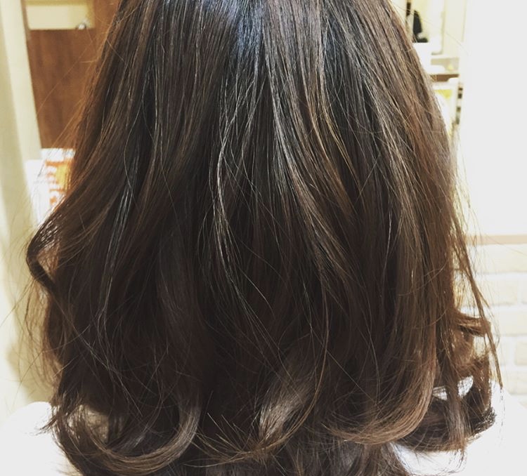 ボブの巻き方は？コテ・アイロンを使うと簡単に巻けるんです | Lovely[ラブリー]のイメージ