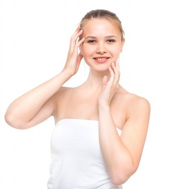 BBクリームとCCクリームの違いとは？おすすめはどっち？順番は？