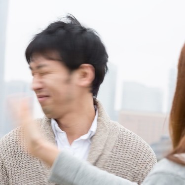 彼氏・夫に浮気されたときの対処法！浮気された原因は何？