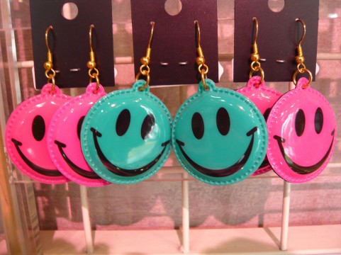 ピアスを開けた後のケア方法まとめ！消毒はすべき？ | Lovely[ラブリー]のイメージ