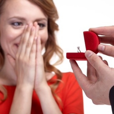 男が「結婚しよう」と思う瞬間5選！彼氏にプロポーズされたい！