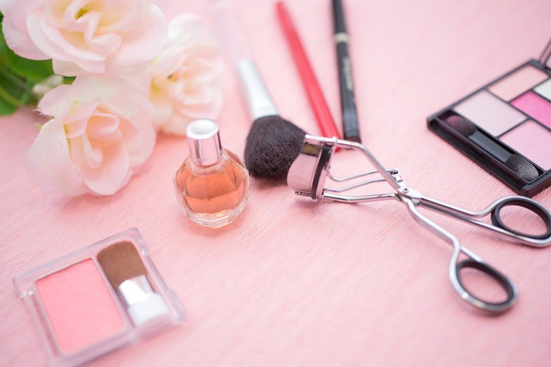 お泊まりメイクのコツ！すっぴん風で彼のハートを仕留める！ | Lovely[ラブリー]のイメージ