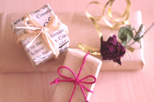 ピアスをプレゼント！彼女が喜ぶ人気ブランド13選紹介！のイメージ