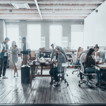 コンビニにポストがあるのはどこ？集荷時間や大きさも解説！