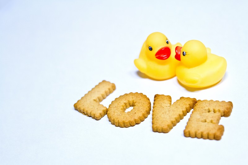 恋愛での当たって砕けろは正しい戦略？【片思い】 | Lovely[ラブリー]のイメージ