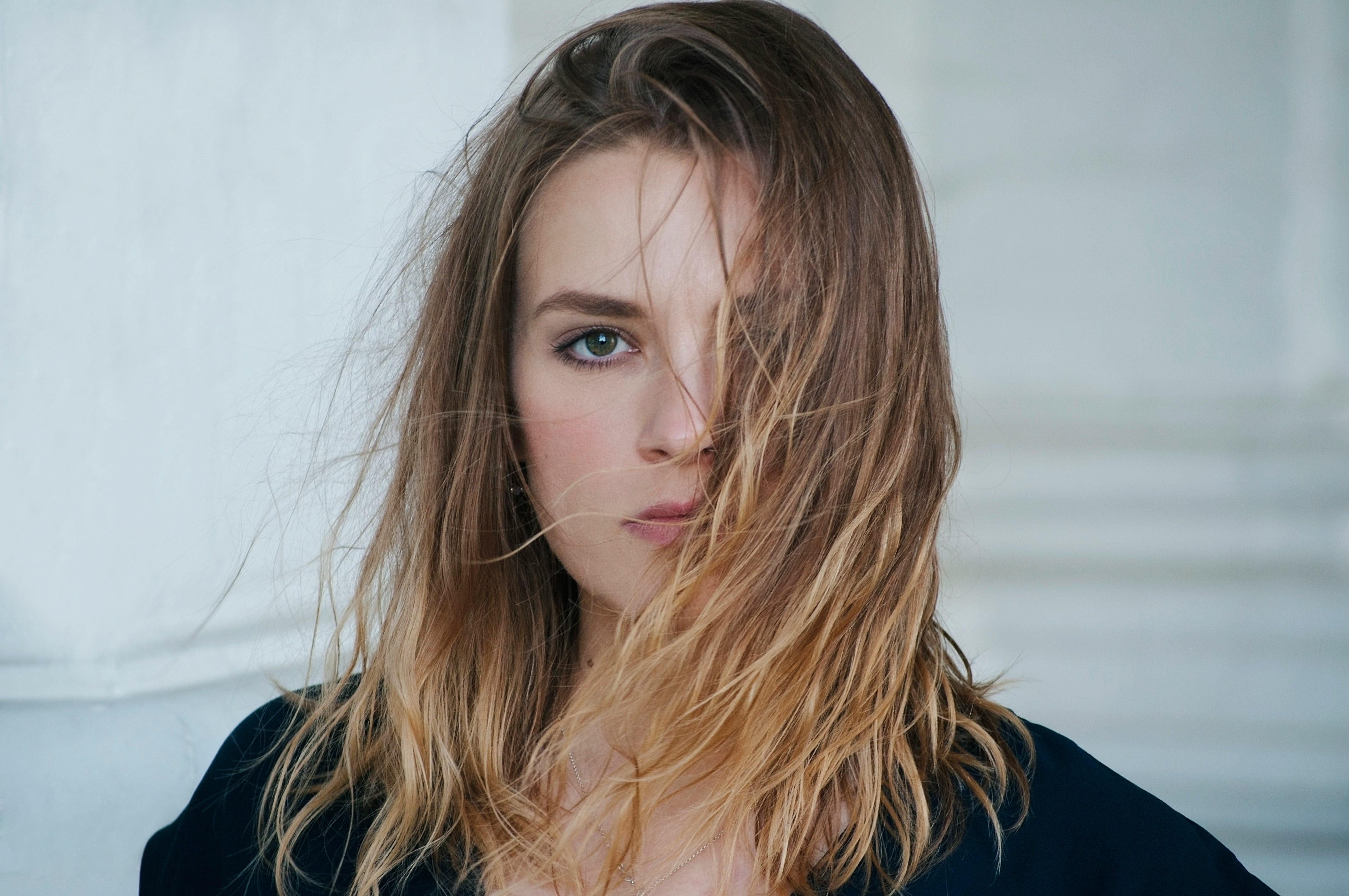 前髪のピンを使ったアレンジまとめ！学校でも使える可愛い留め方は？ | Lovely[ラブリー]のイメージ