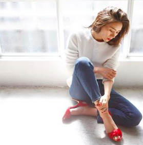 スキニーデニムコーデ27選レディース編！春夏秋冬別の着こなし！ | Lovely[ラブリー]のイメージ