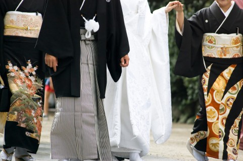 黒留袖に合う髪型特集！30代・40代・50代の女性必見！ | Lovely[ラブリー]のイメージ