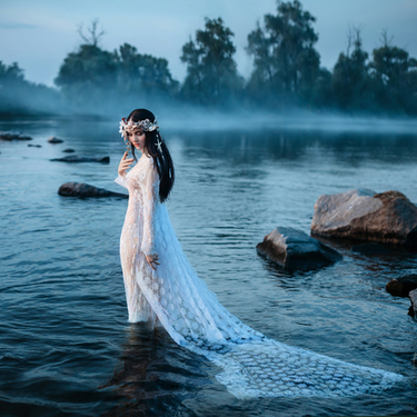 白ロングスカートコーデ35選！春夏秋冬別に着こなしを紹介します！