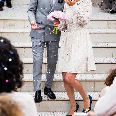 結婚式のボブの巻くだけのヘアアレンジ紹介！簡単で可愛い！