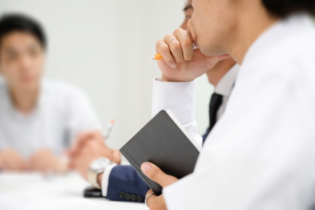 社会人におすすめのツーブロック・刈り上げ45選！【メンズ】 | Lovely[ラブリー]のイメージ