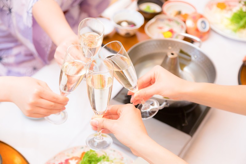 飲み会の挨拶の順番とやり方解説!乾杯や締めの挨拶は?のイメージ