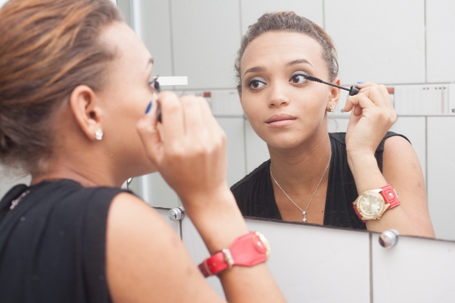 透明マスカラ人気ランキング11選！すっぴん風メイクに試してみて♡ | Lovely[ラブリー]のイメージ