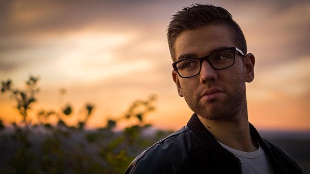 【メンズ髪型】坊主スタイル11選！好感度が高いおしゃれヘアに！ | Lovely[ラブリー]のイメージ