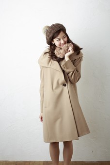 ベージュコートコーデ23選！レディースのおしゃれな着こなし特集！ | Lovely[ラブリー]のイメージ