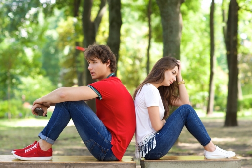 冷たい態度の男性心理とは?真意と対処法を解説!【片思い必見】のイメージ