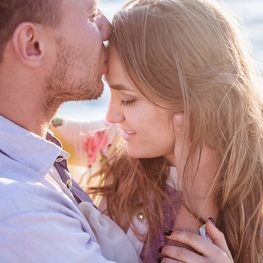 付き合う前のデートを成功させるには？男性心理や脈ありサインも解説