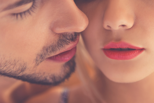 色気が溢れ出すセクシーな大人に。フェロモンで彼を落としちゃおう♡のイメージ