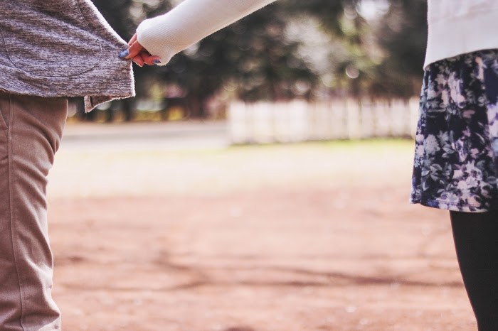 告白の仕方がわからない…成功させるための場所やタイミングって？ | Lovely[ラブリー]のイメージ