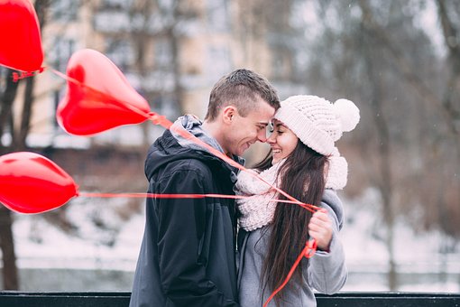 今って告白するタイミング?あなたの告白が成功する時期や瞬間とはのイメージ