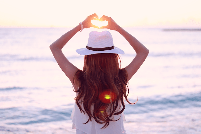 俺のこと好きなの…？男性が意識するモテテク＆脈ありサイン | Lovely[ラブリー]のイメージ