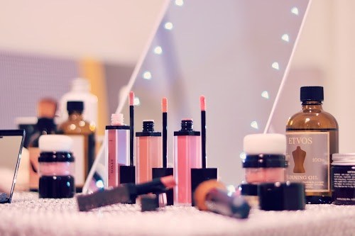 初心者でも簡単！おすすめアイライナー＆アイラインの引き方のイメージ